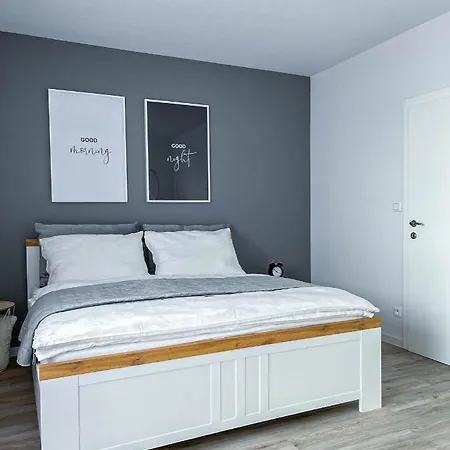 Lawis * Πόπραντ